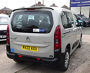 Used 2022 Citroen Berlingo Feel Beige - Interior and Exterior details 15