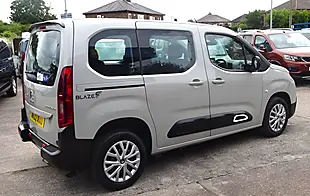 Used 2022 Citroen Berlingo Feel Beige - Interior and Exterior details 16