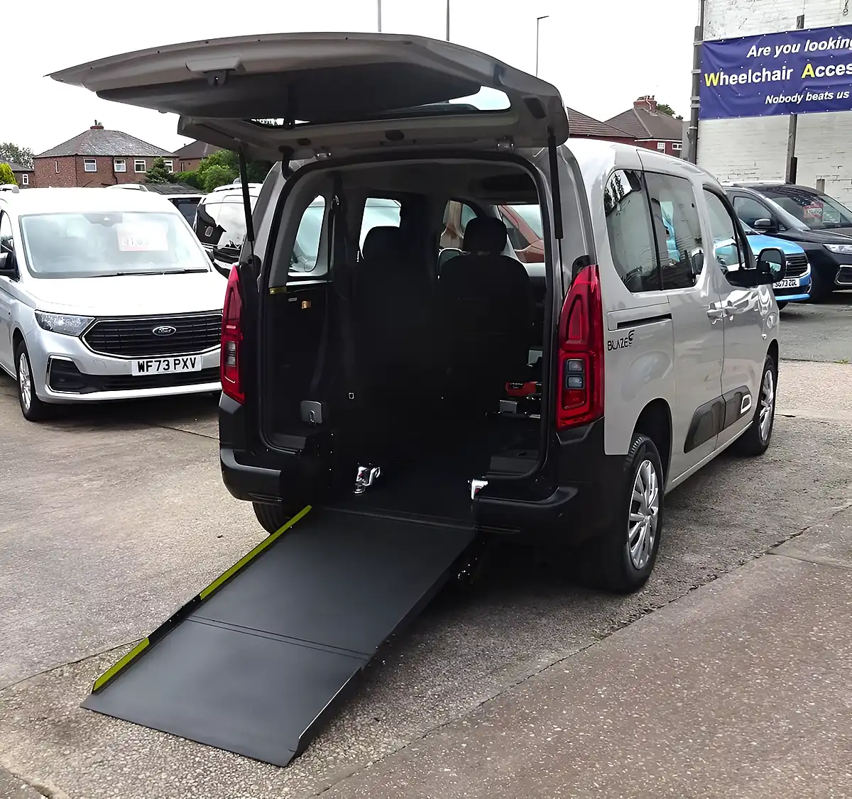 Used 2022 Citroen Berlingo Feel Beige - Interior and Exterior details 20