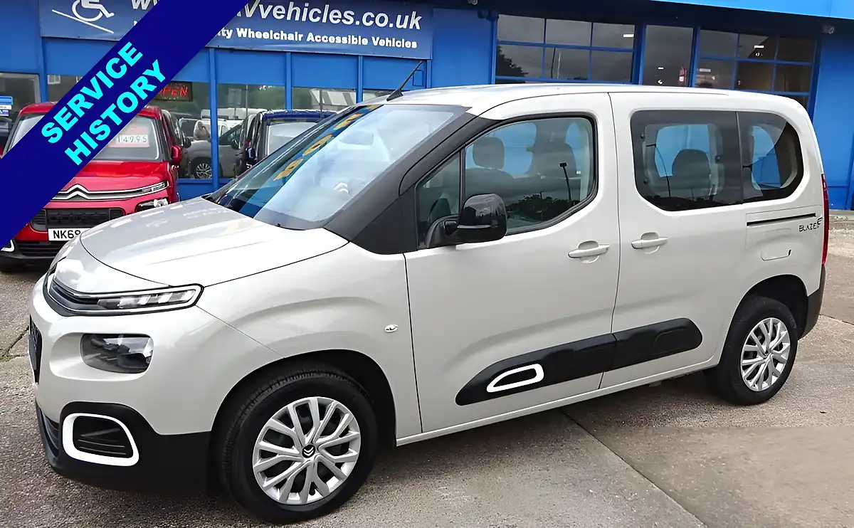 Used 2022 Citroen Berlingo Feel Beige - Interior and Exterior details 5