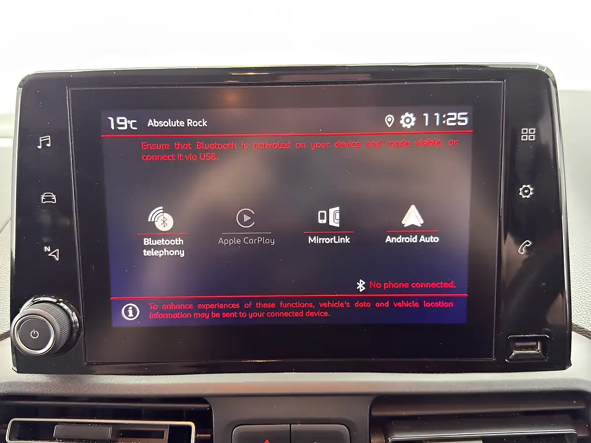 Used 2022 Citroen Berlingo Feel M Grey - Interior and Exterior details 15