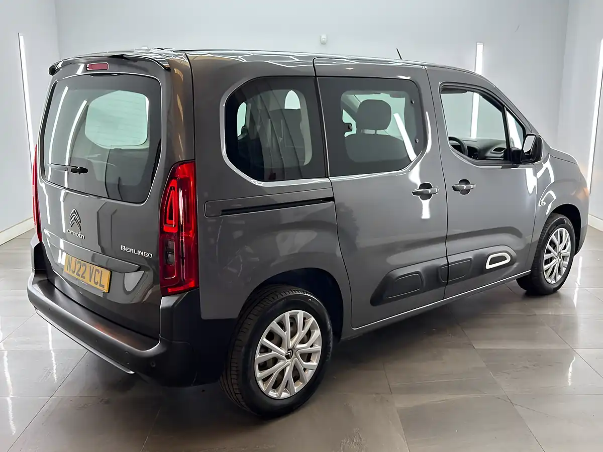 Used 2022 Citroen Berlingo Feel M Grey - Interior and Exterior details 4