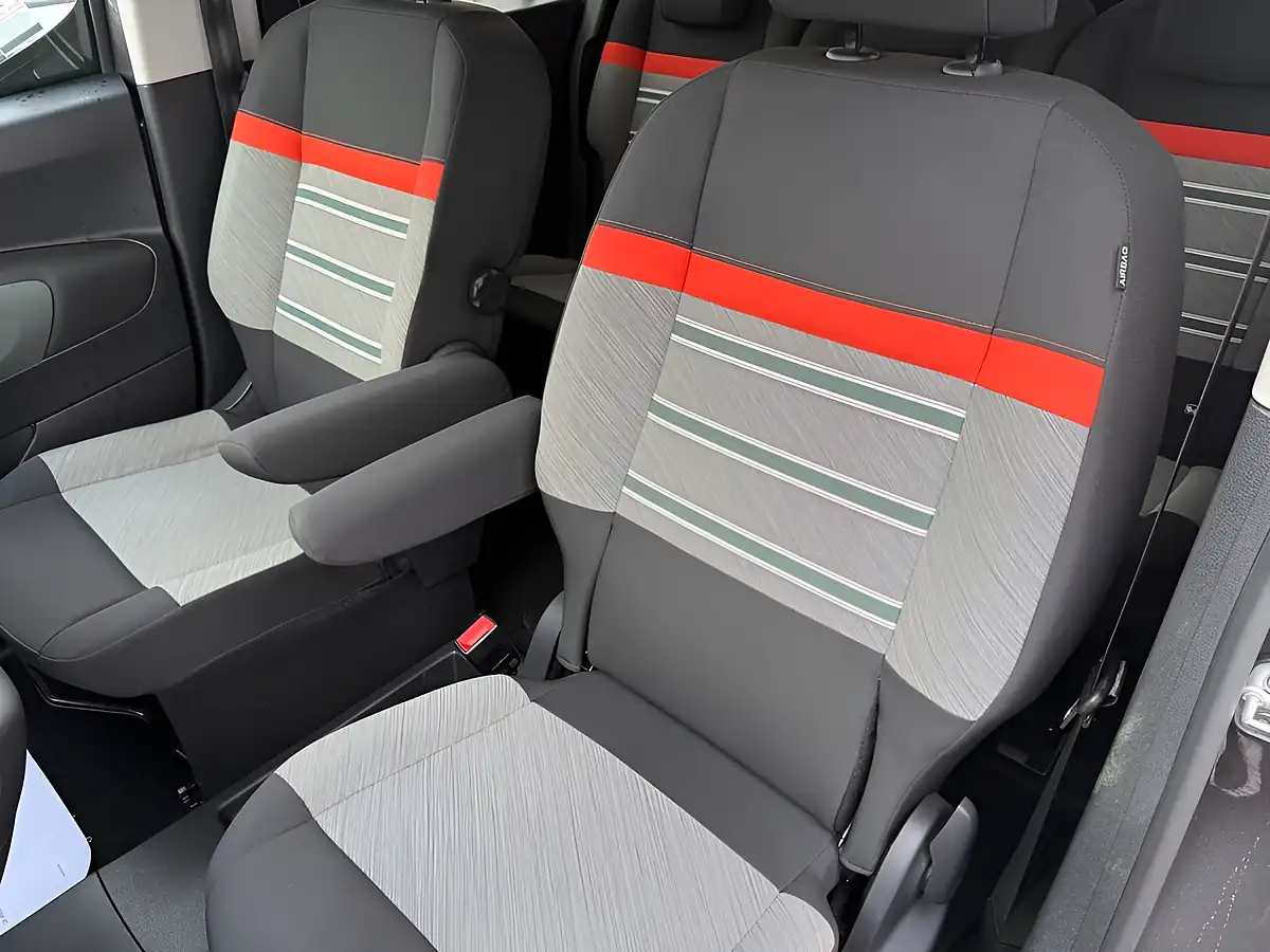 Used 2022 Citroen Berlingo Flair Xtr Xl Grey - Interior and Exterior details 13