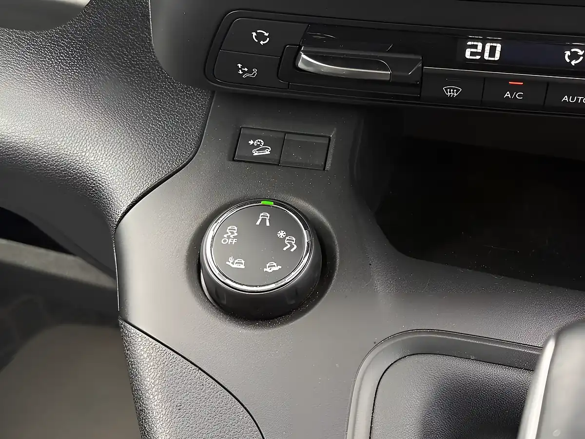 Used 2022 Citroen Berlingo Flair Xtr Xl Grey - Interior and Exterior details 17
