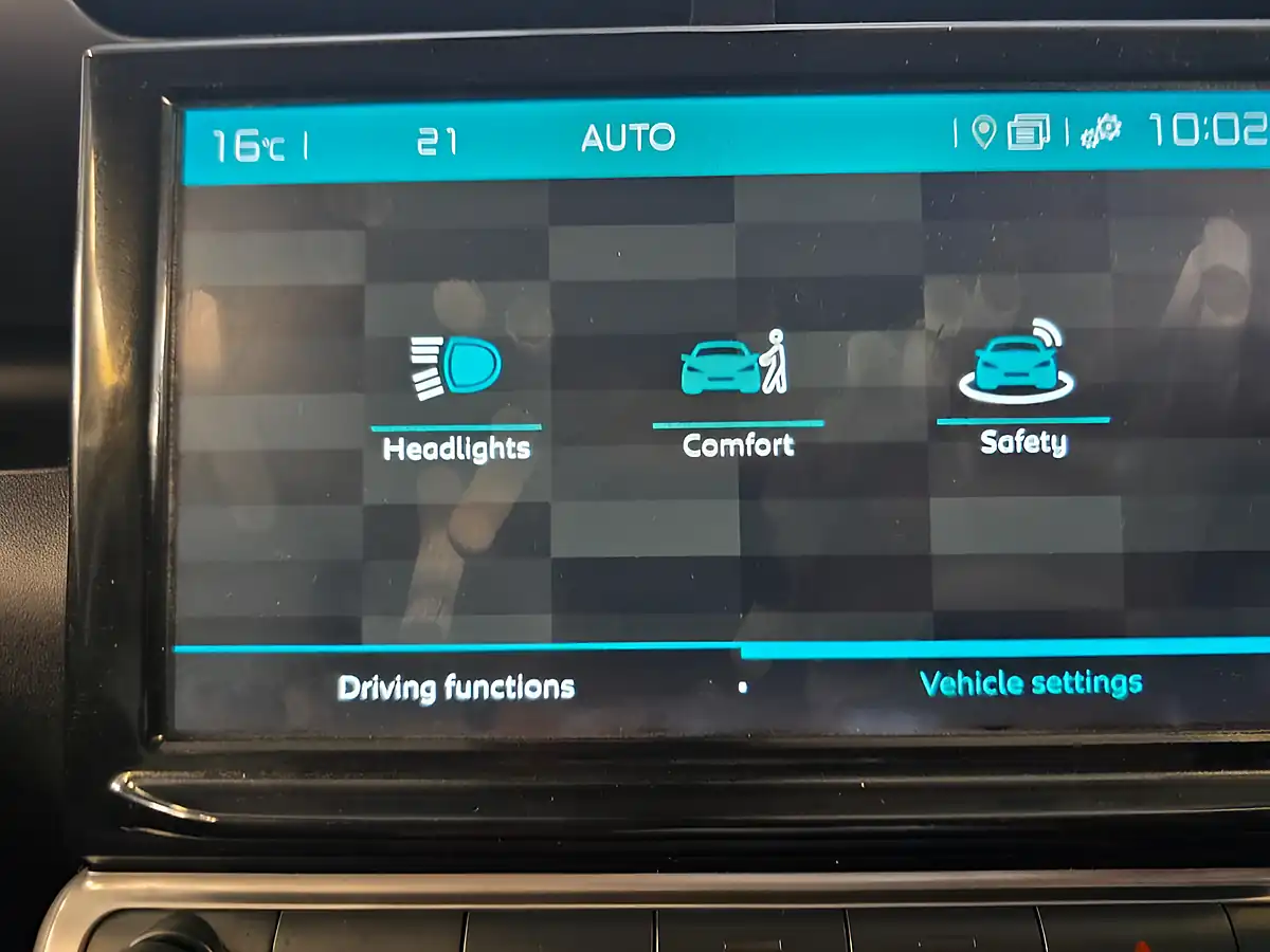 Used 2022 Citroen C3 Aircross Shine Grey - Interior and Exterior details 18