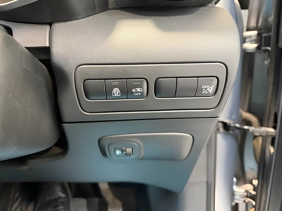 Used 2022 Citroen C3 Aircross Shine Plus Cumulus Grey - Interior and Exterior details 20