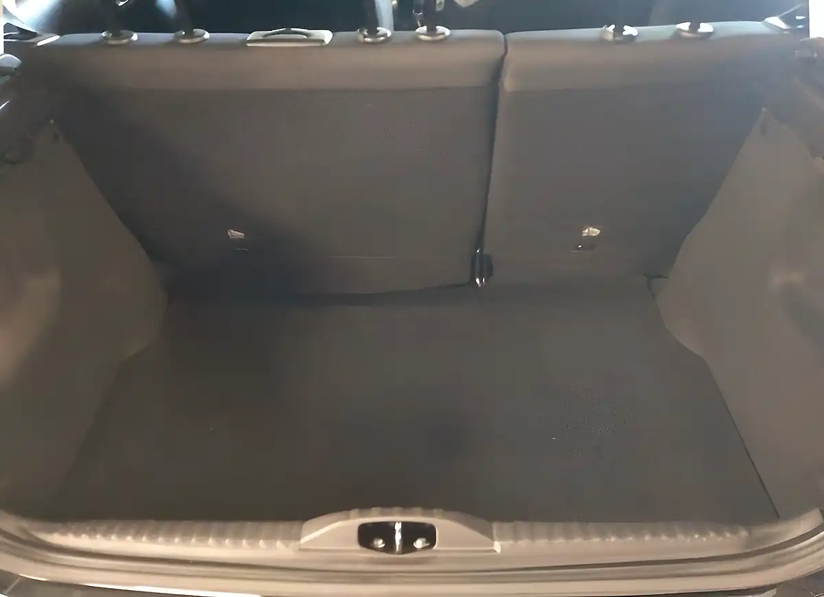 Used 2022 Citroen C3 C-Series Black - Interior and Exterior details 11