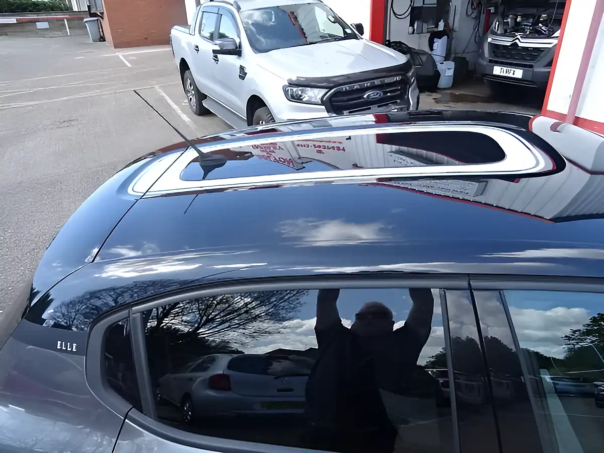 Used 2022 Citroen C3 Elle Grey - Interior and Exterior details 9