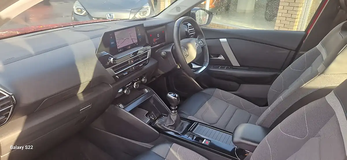 Used 2022 Citroen C4 Sense Plus Red - Interior and Exterior details 11