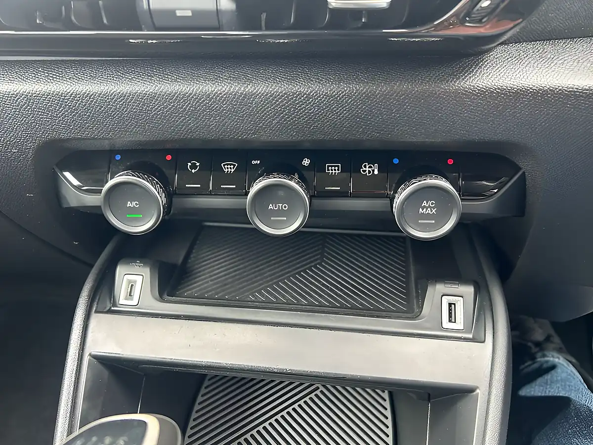 Used 2022 Citroen C4 Sense Plus Red - Interior and Exterior details 20