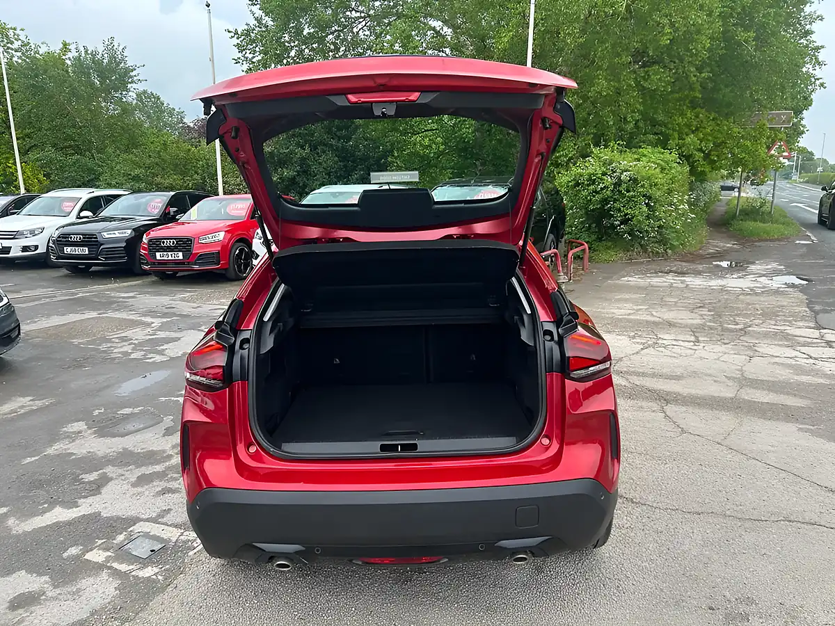 Used 2022 Citroen C4 Sense Plus Red - Interior and Exterior details 4
