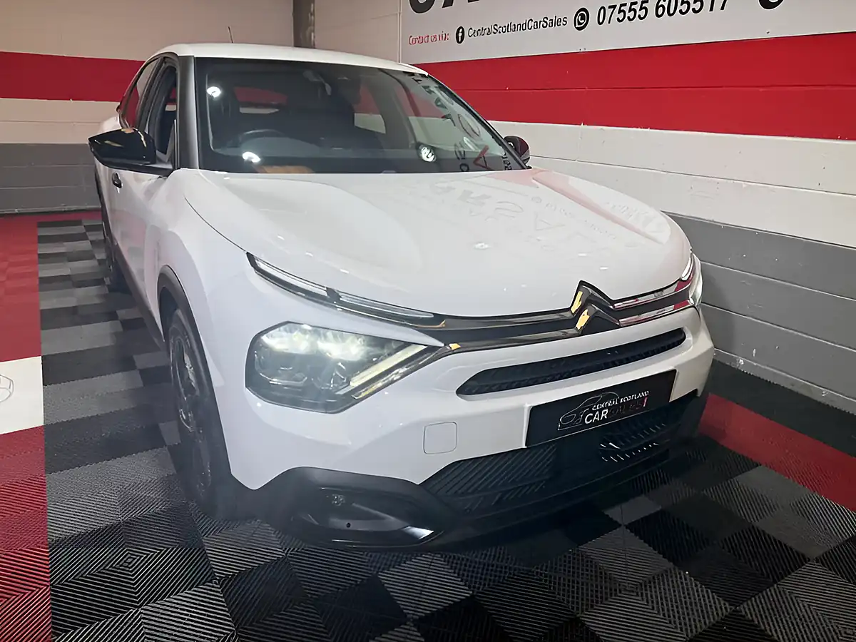 Used 2022 Citroen C4 Sense White - Interior and Exterior details 5