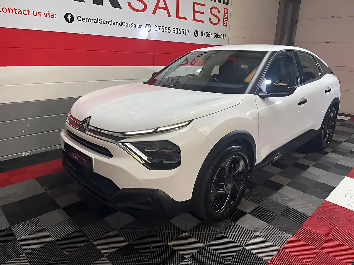 Used 2022 Citroen C4 Sense White - Interior and Exterior details 7