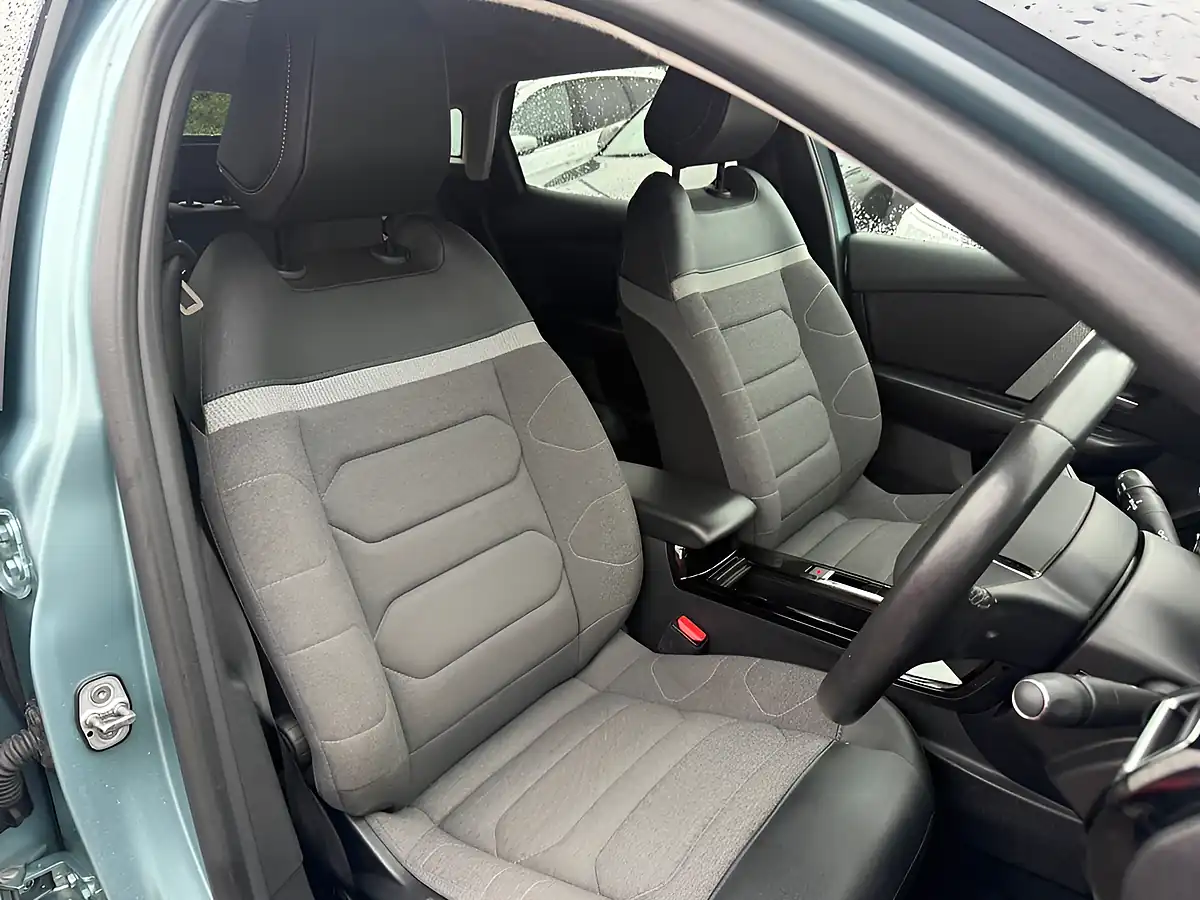 Used 2022 Citroen C4 Shine Blue - Interior and Exterior details 11