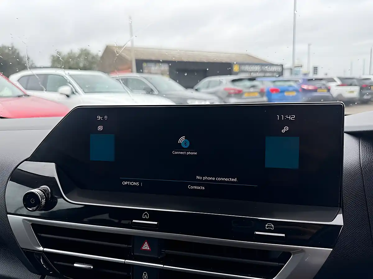 Used 2022 Citroen C4 Shine Blue - Interior and Exterior details 15