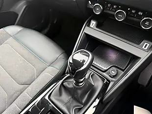 Used 2022 Citroen C4 Shine Blue - Interior and Exterior details 17