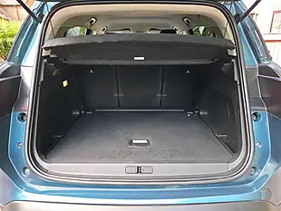 Used 2022 Citroen C5 Aircross Shine Blue - Interior and Exterior details 17