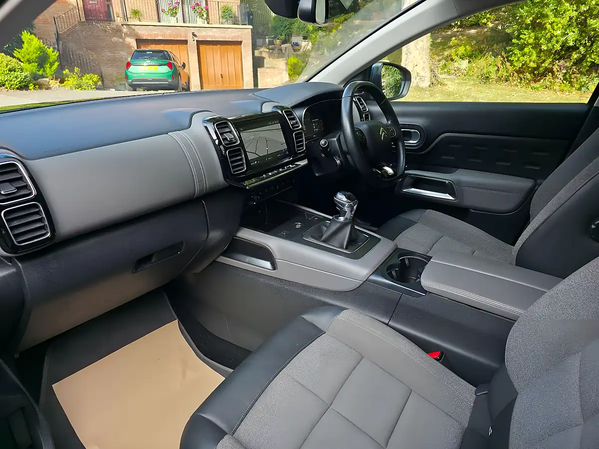 Used 2022 Citroen C5 Aircross Shine Blue - Interior and Exterior details 19