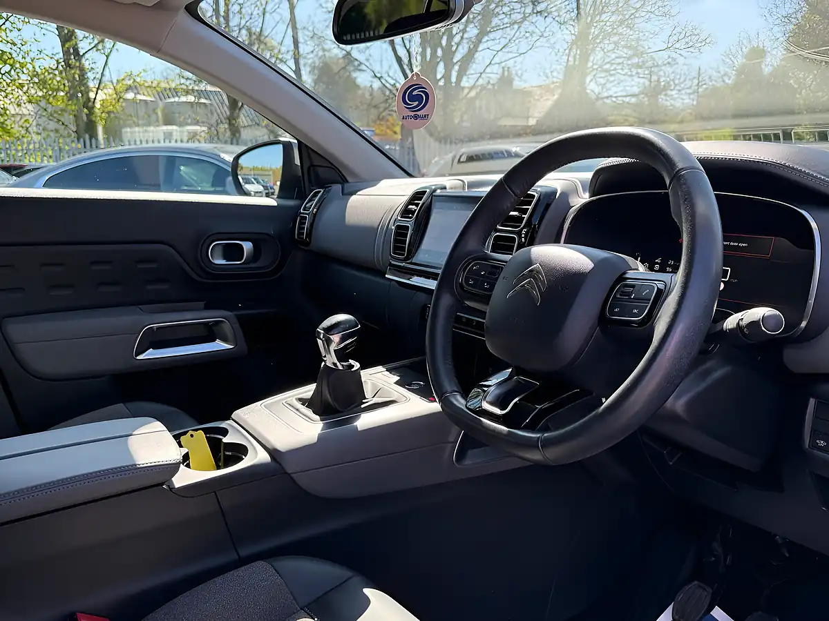 Used 2022 Citroen C5 Aircross Shine Cumulus Grey - Interior and Exterior details 17