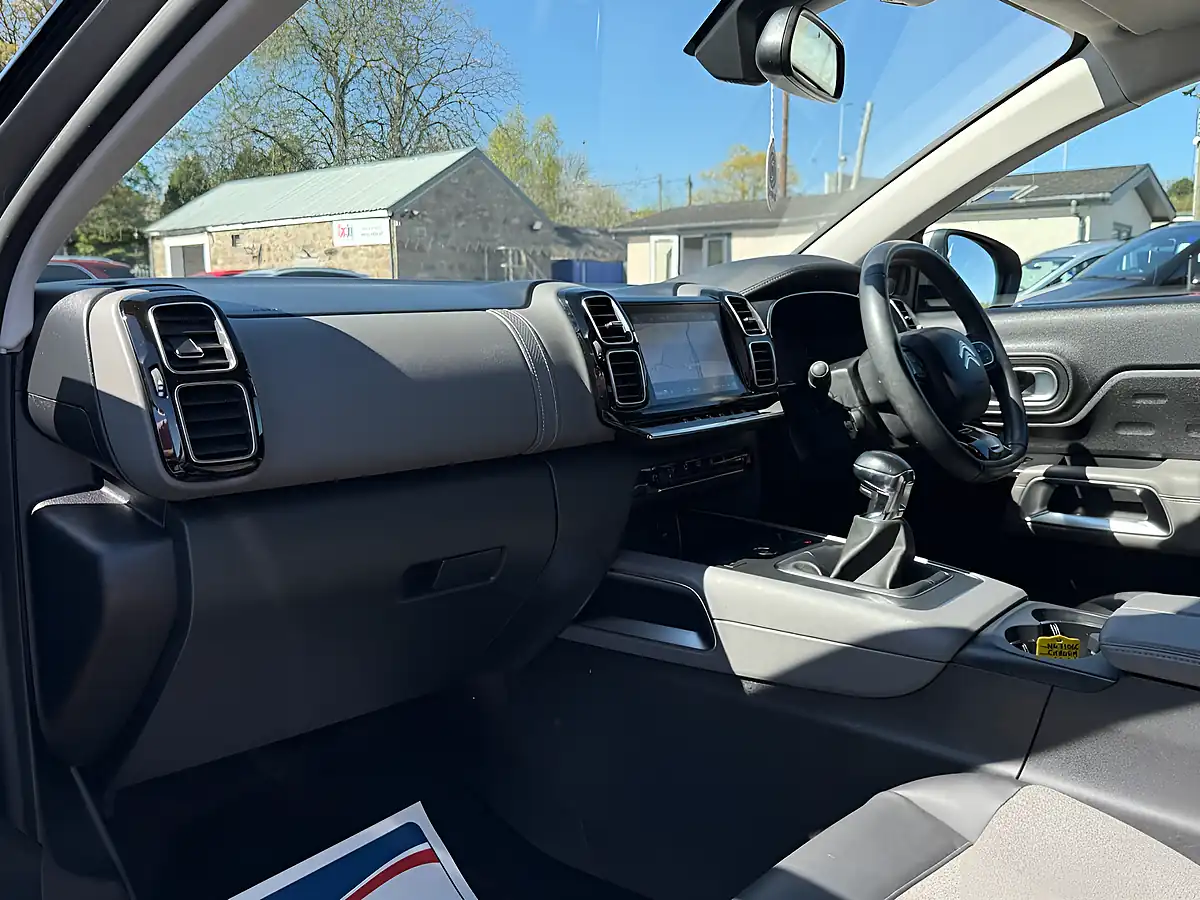 Used 2022 Citroen C5 Aircross Shine Cumulus Grey - Interior and Exterior details 18