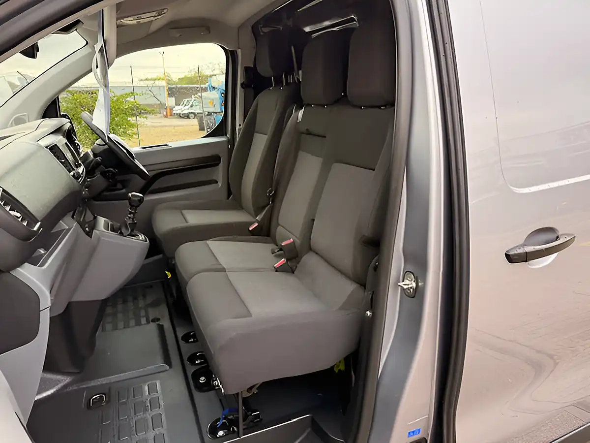 Used 2022 Citroen Dispatch 1000 Enterprise Pro Xl Grey - Interior and Exterior details 15