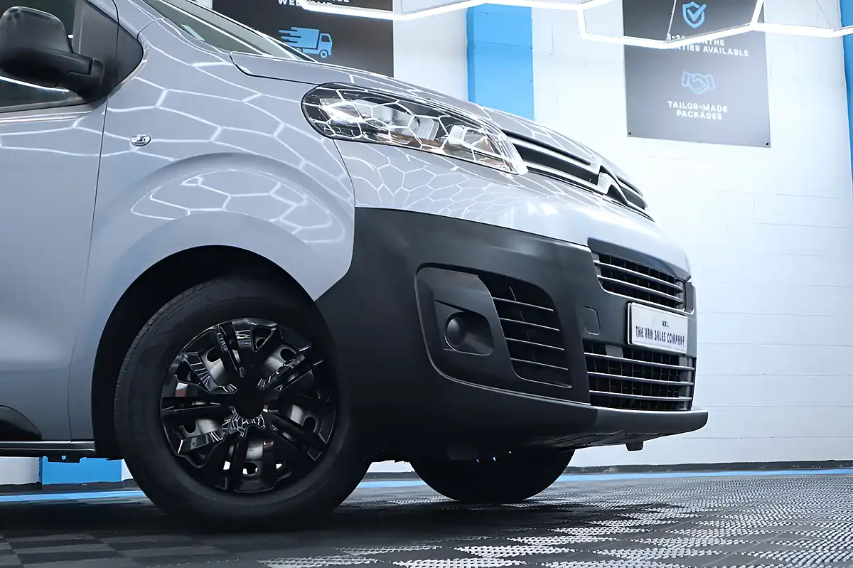 Used 2022 Citroen Dispatch Enterprise Pro M Cumulus Grey - Interior and Exterior details 2