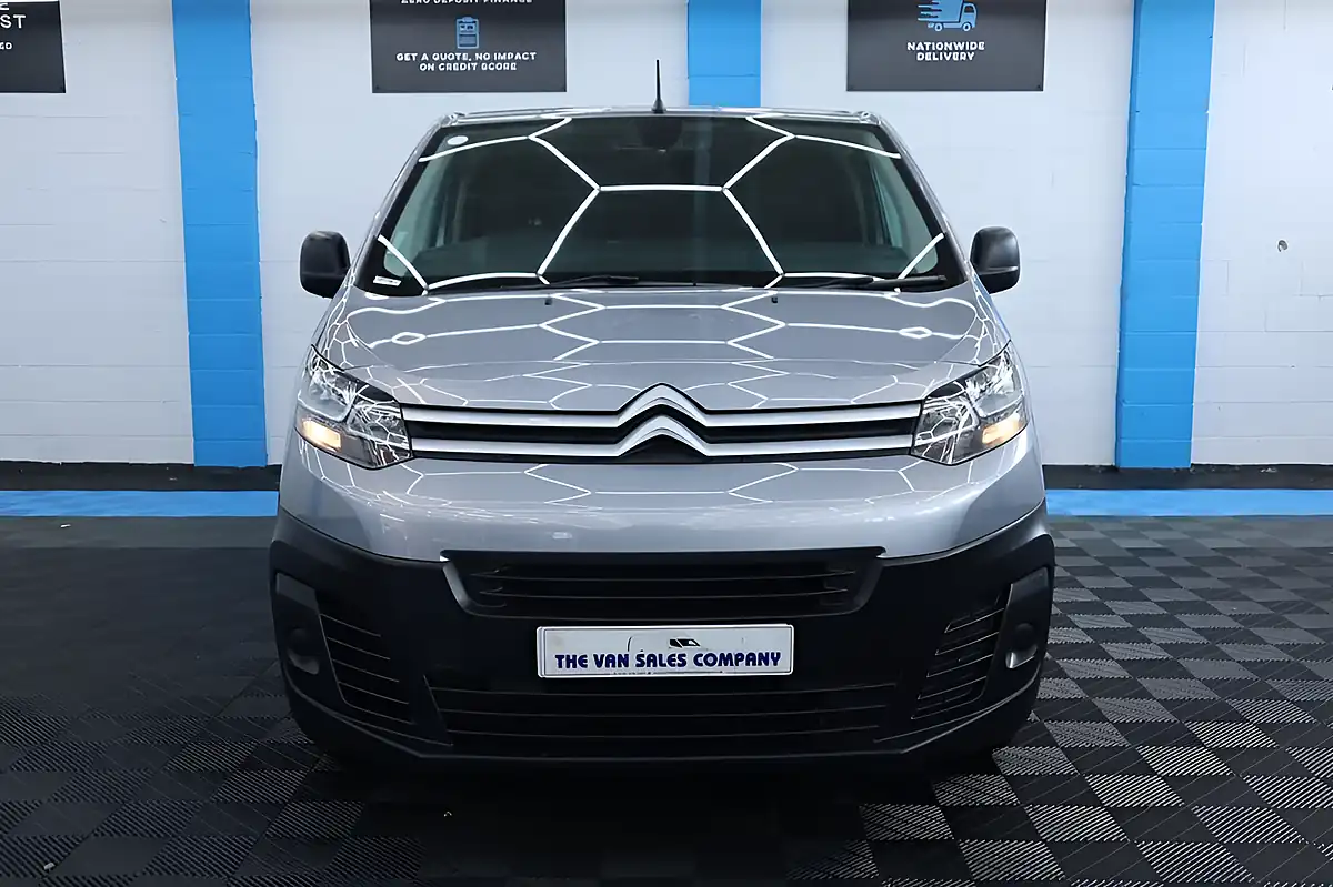 Used 2022 Citroen Dispatch Enterprise Pro M Cumulus Grey - Interior and Exterior details 4