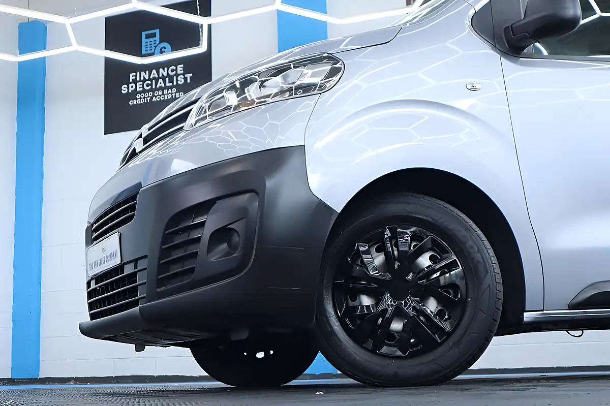 Used 2022 Citroen Dispatch Enterprise Pro M Cumulus Grey - Interior and Exterior details 7