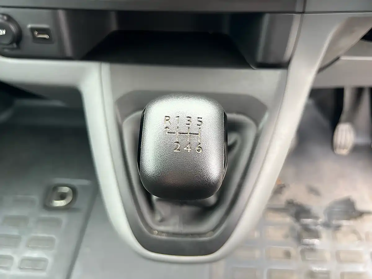 Used 2022 Citroen Dispatch Enterprise Pro M Icy White - Solid - Interior and Exterior details 19