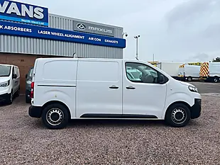 Used 2022 Citroen Dispatch Enterprise Pro M Icy White - Solid - Interior and Exterior details 2