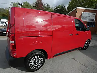 Used 2022 Citroen Dispatch Enterprise Pro M Passion Red - Special - Interior and Exterior details 14