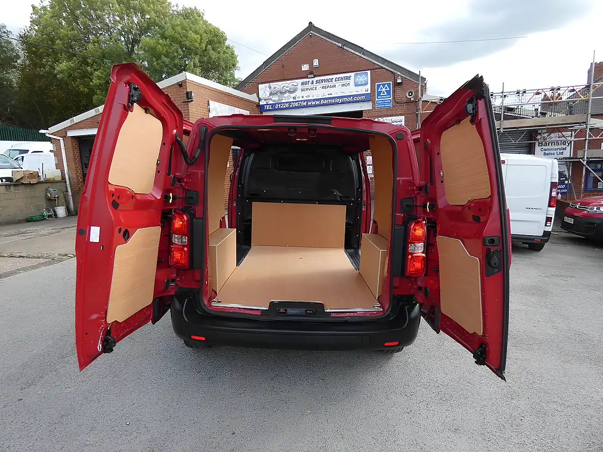 Used 2022 Citroen Dispatch Enterprise Pro M Passion Red - Special - Interior and Exterior details 20