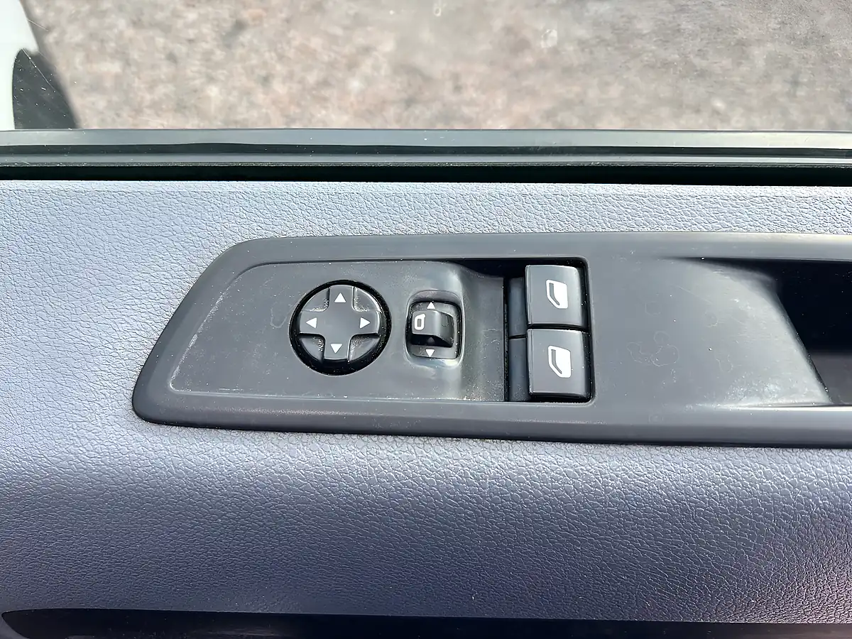 Used 2022 Citroen Dispatch Enterprise Pro M Polar White - Interior and Exterior details 14