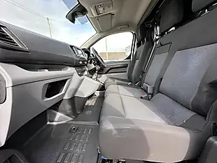 Used 2022 Citroen Dispatch Enterprise Pro M White - Interior and Exterior details 17