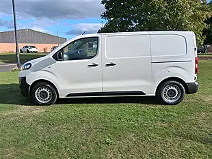 Used 2022 Citroen Dispatch Enterprise Pro M White - Interior and Exterior details 2