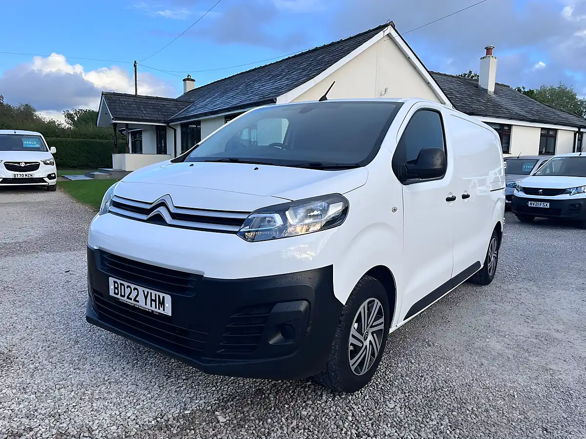 Used 2022 Citroen Dispatch Enterprise Pro M White - Interior and Exterior details 6