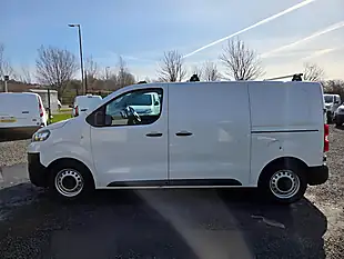 Used 2022 Citroen Dispatch Enterprise Pro M White - Interior and Exterior details 11
