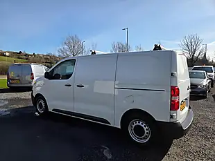 Used 2022 Citroen Dispatch Enterprise Pro M White - Interior and Exterior details 15
