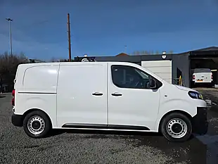Used 2022 Citroen Dispatch Enterprise Pro M White - Interior and Exterior details 2