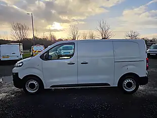 Used 2022 Citroen Dispatch Enterprise Pro M White - Interior and Exterior details 11