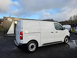 Used 2022 Citroen Dispatch Enterprise Pro M White - Interior and Exterior details 7