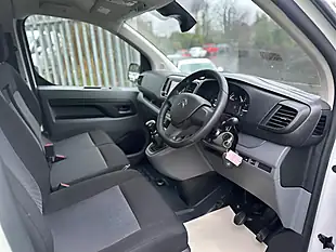 Used 2022 Citroen Dispatch Enterprise Pro White - Interior and Exterior details 10