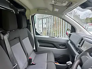 Used 2022 Citroen Dispatch Enterprise Pro White - Interior and Exterior details 12