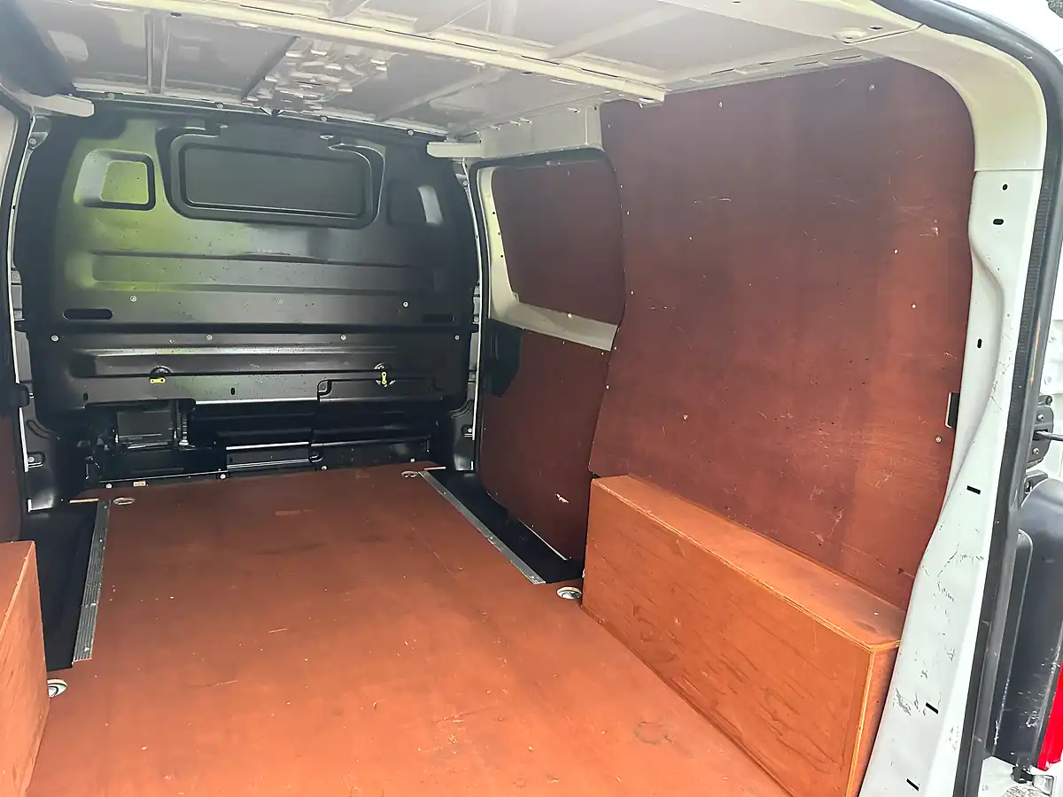 Used 2022 Citroen Dispatch Enterprise Pro White - Interior and Exterior details 14