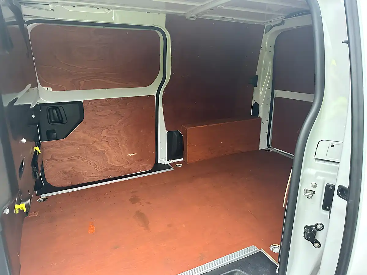 Used 2022 Citroen Dispatch Enterprise Pro White - Interior and Exterior details 15