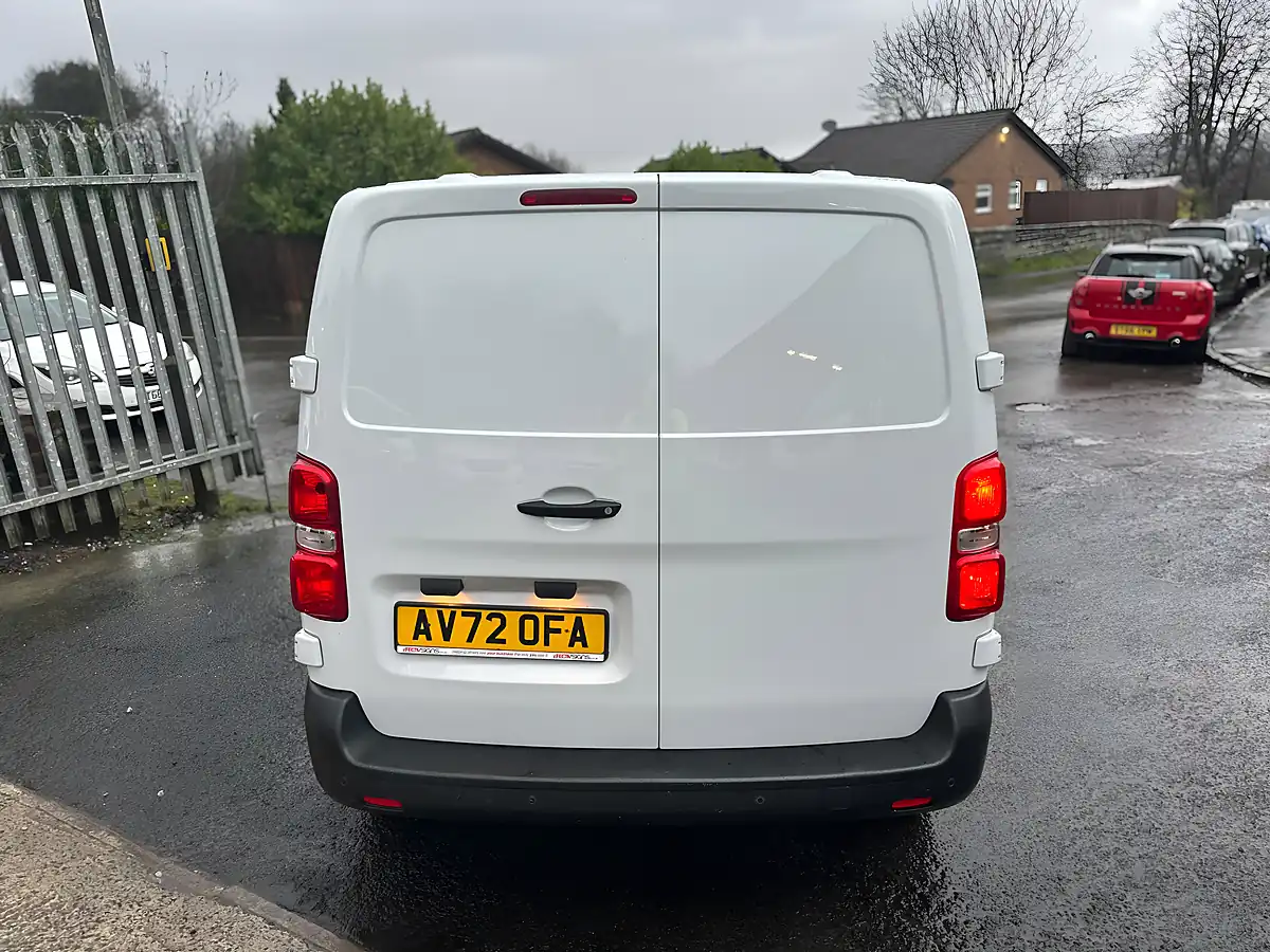 Used 2022 Citroen Dispatch Enterprise Pro White - Interior and Exterior details 5