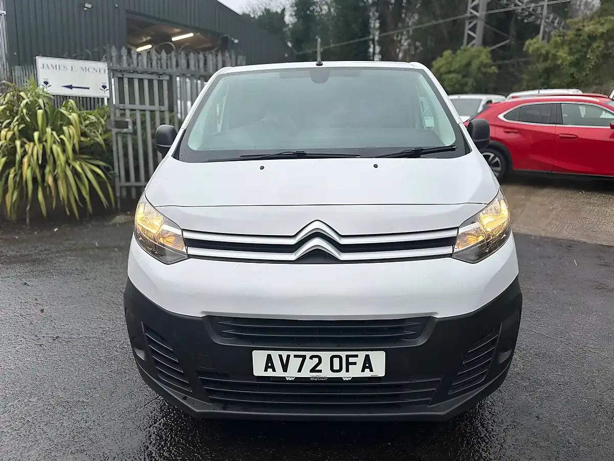 Used 2022 Citroen Dispatch Enterprise Pro White - Interior and Exterior details 8