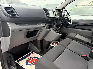 Used 2022 Citroen Dispatch Enterprise Pro White - Interior and Exterior details 16