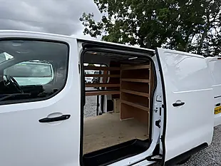 Used 2022 Citroen Dispatch Enterprise Pro White - Interior and Exterior details 17