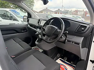 Used 2022 Citroen Dispatch Enterprise Pro White - Interior and Exterior details 3